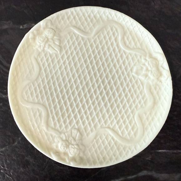 FLORAL FANTASY Eight Piece Miniature Tea Set - Picture 14 of 16